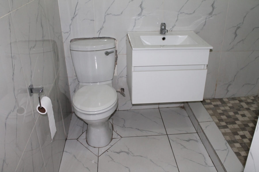 To Let 3 Bedroom Property for Rent in Highbury Western Cape